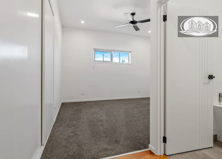 9 Market Court, Portland