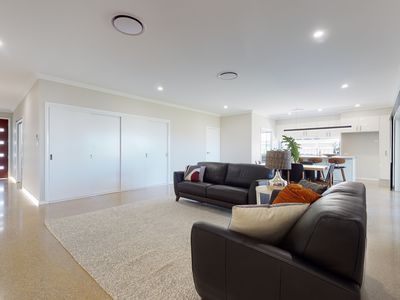 70 Champagne Drive, Dubbo