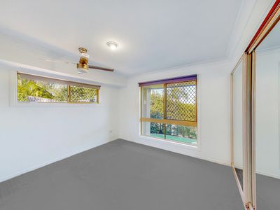 8 Strover Court, Springwood