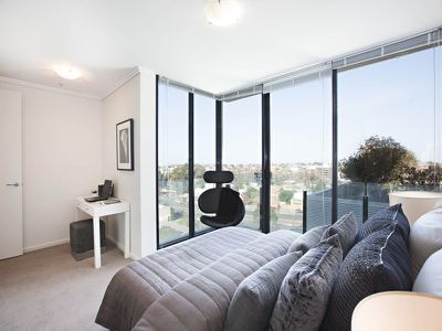 905 / 38 Bank Street, South Melbourne