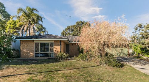 11 Mercer Court, Leda