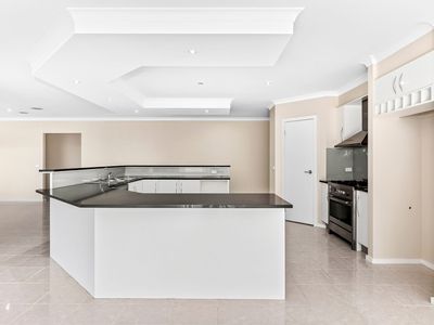 128 Laurimar Boulevard, Doreen