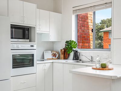 24 / 21-27 Meadow Crescent, Meadowbank