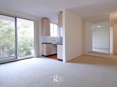 8 / 46-48 Meadow Crescent, Meadowbank