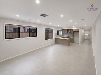 44 Yellowbox Drive, Point Cook