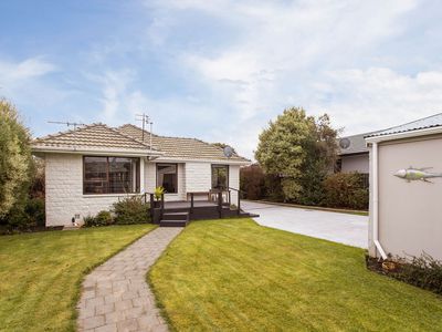 88 Avondale Road, Avondale