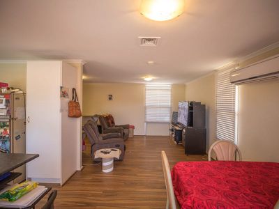 12 Gandawarra Crescent, Newman