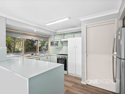 4 / 33 Lynburn Avenue, Bomaderry