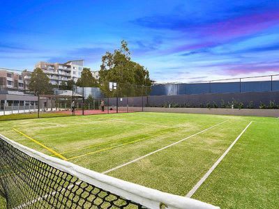 E405 / 81-86 Courallie Avenue, Homebush West