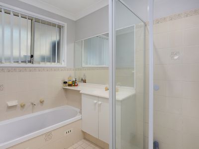 1 Gemstone Way, Oakhurst