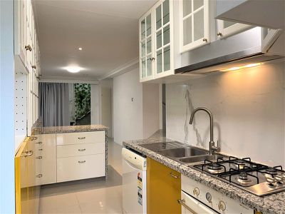 5 Gardenvale Street, Holland Park West