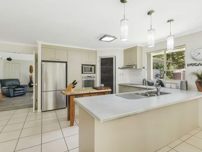 67 Stratford Park Drive, Pomona