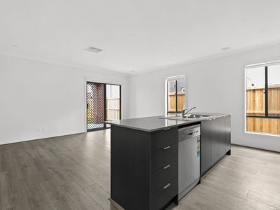 4 Wheatsheaf Road, Wyndham Vale