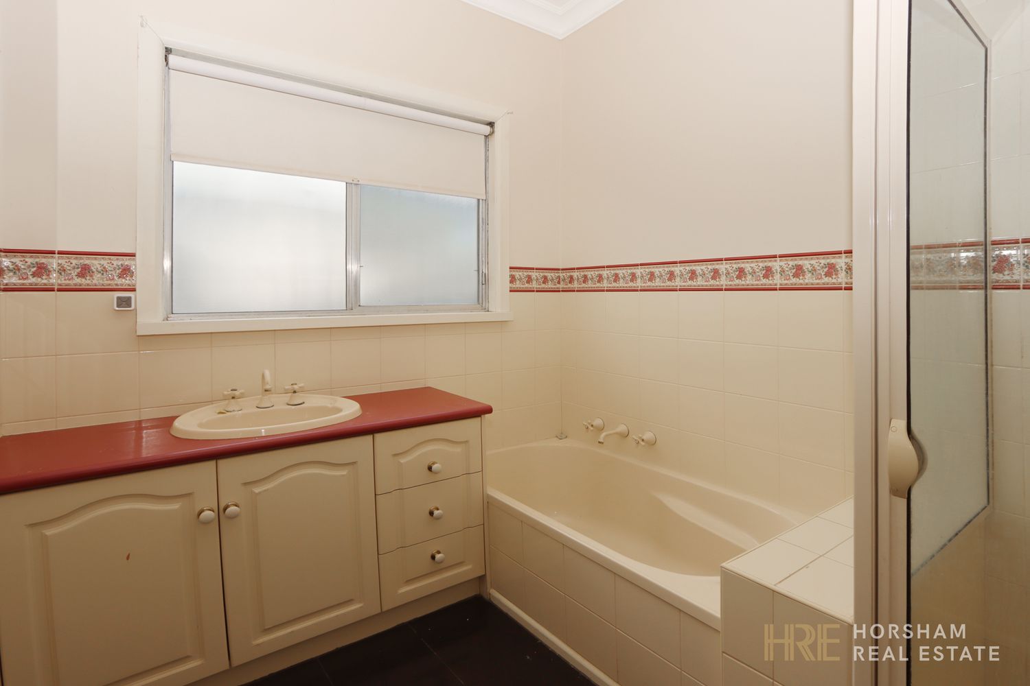 17 Howard Street, Horsham