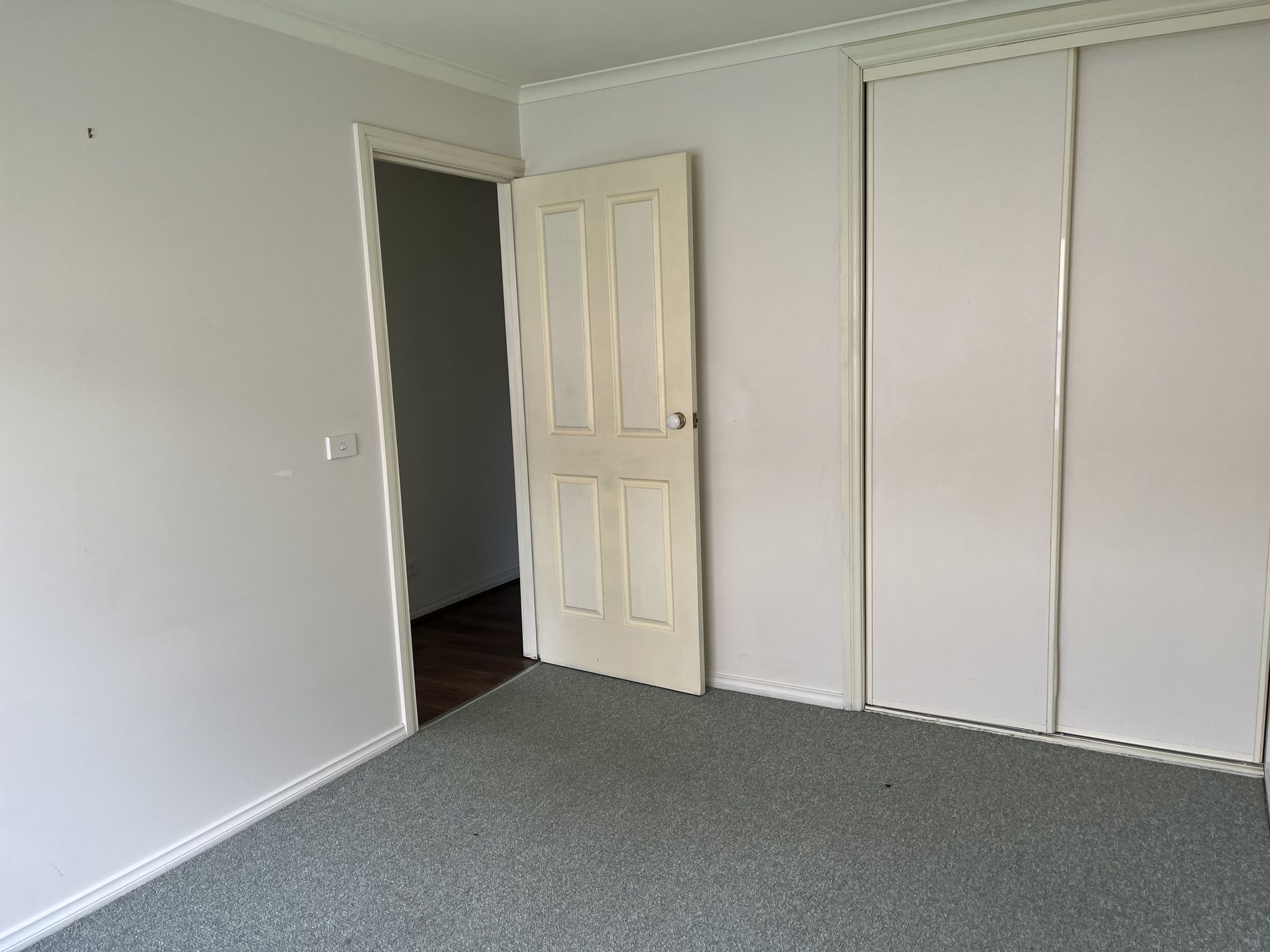 1 Templeton Court, St Albans Park