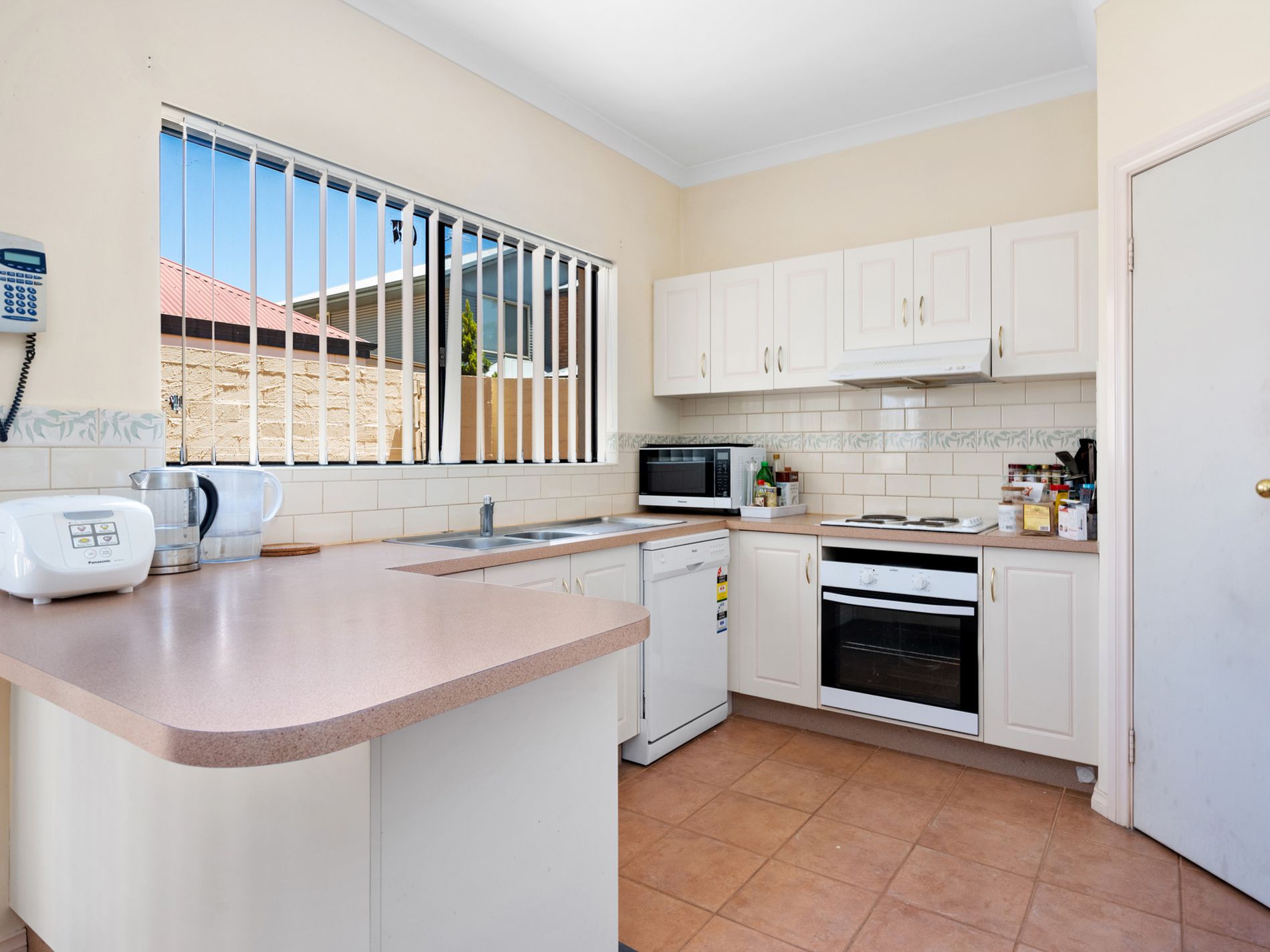 30B Bourke Street, Piccadilly