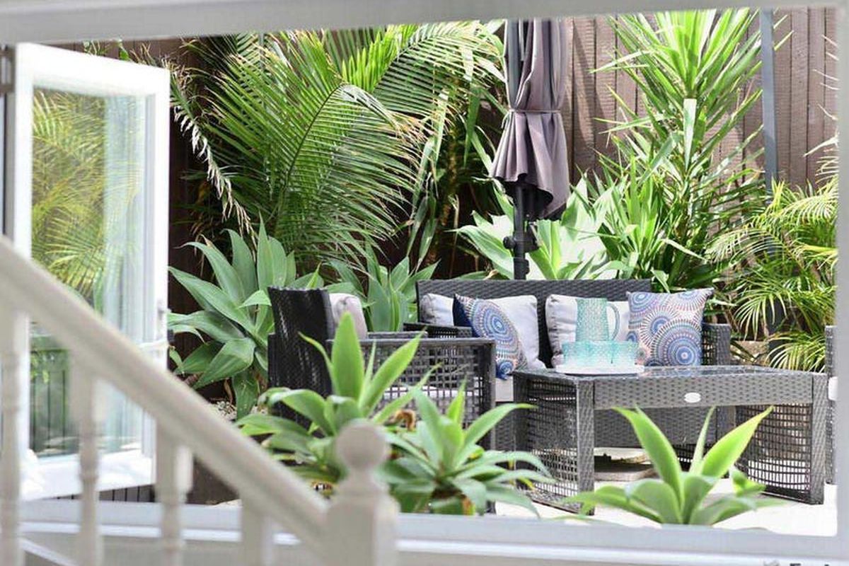 135 Lyons Road, Drummoyne