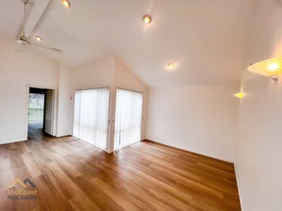 16 Kentia Drive, Forster