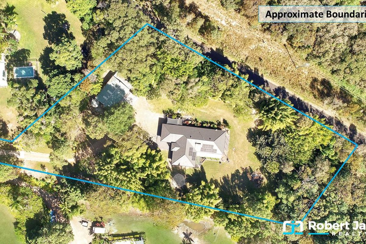 23 Dela Court, Cooroibah