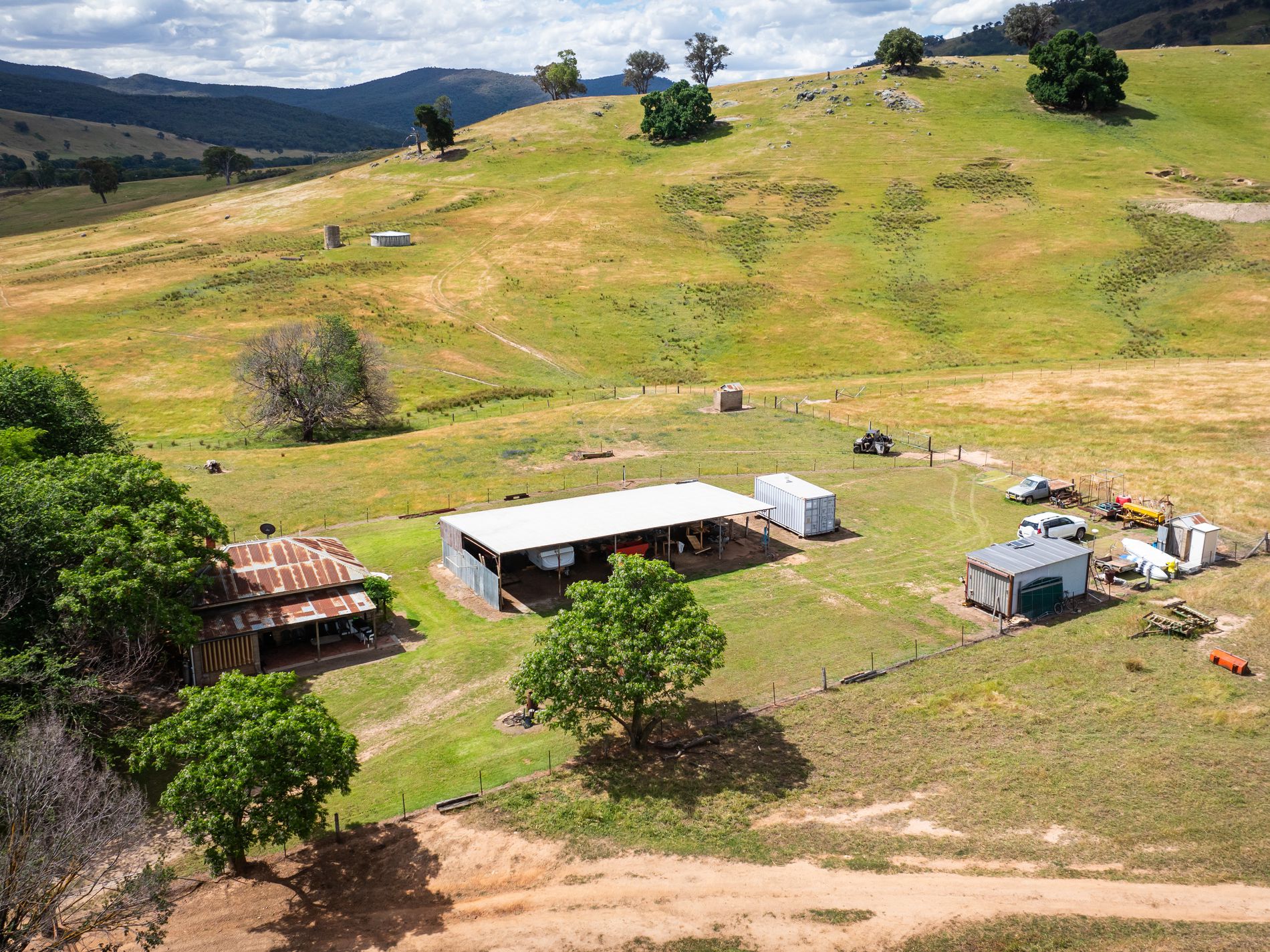 4118 Murray River Road, Thologolong