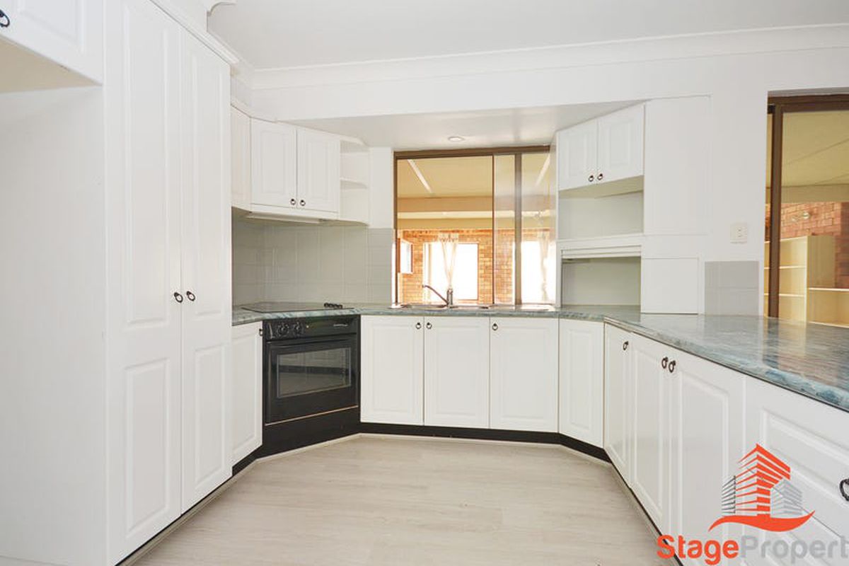 15 Burnett Avenue, Leeming