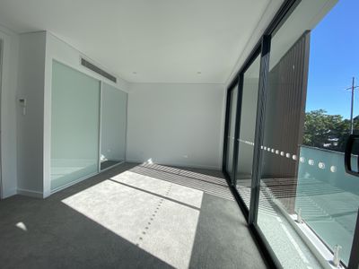 12 / 231-235 Queen Street, Concord West