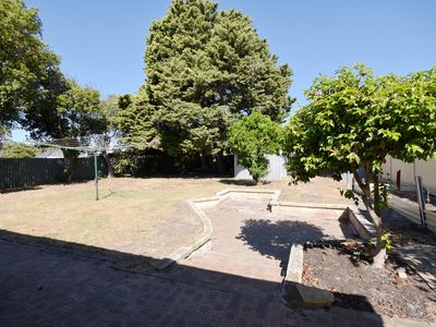 42 Yale Road, Thornlie