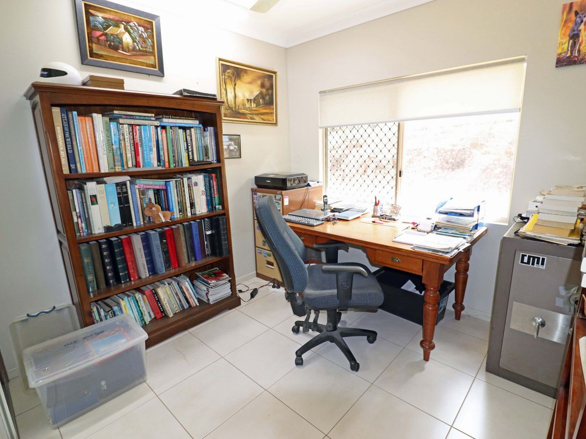 8 Eden Drive, Tinaroo