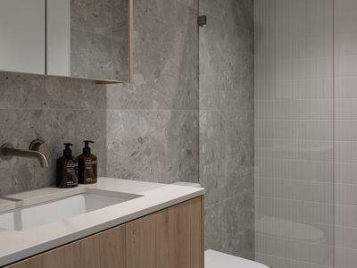 403 / 10 Railway Terrace, Mile End