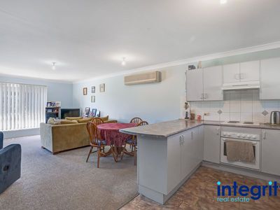 16 Yuroka Crescent, St Georges Basin