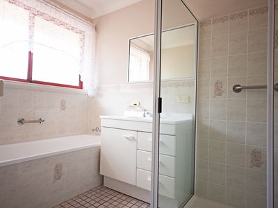 1 / 36 Windsor Pde, Dubbo