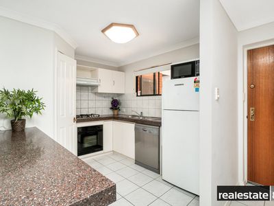4 / 30 Bronte Street, East Perth