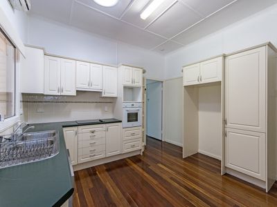 73 Woodford Street, One Mile
