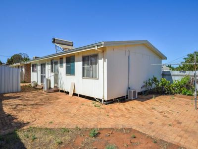 10 Dorothea Street, South Kalgoorlie