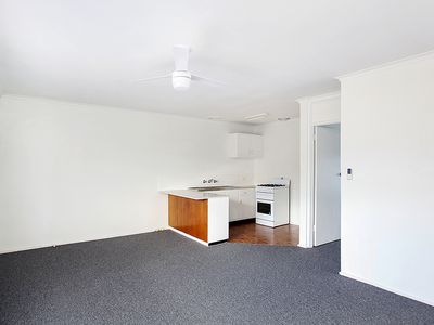 5 / 16 Coronation Street, Kingsville