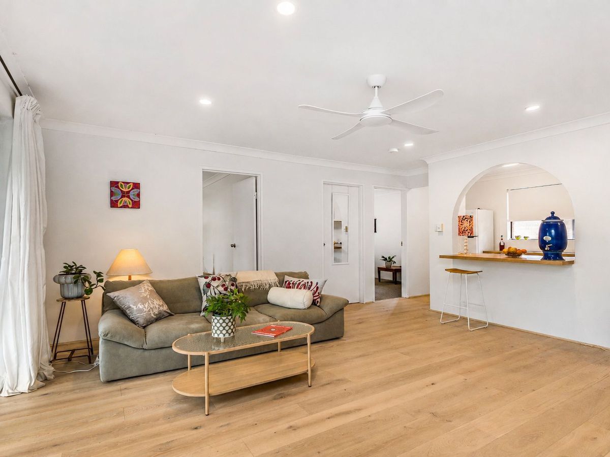 10 / 4 Bindaree Way, Ocean Shores