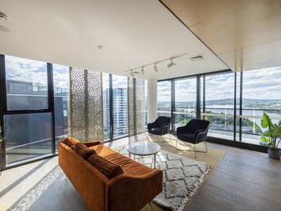 1001 / 4 Grazier Lane, Belconnen