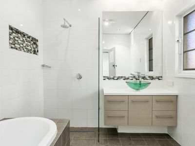 52 Ramsdale Street, Doubleview