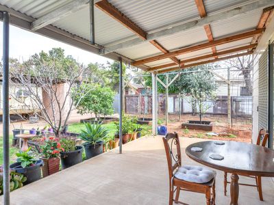 1 Broadarrow Road, Kalgoorlie
