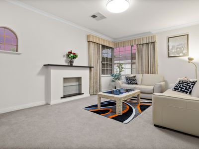 35 Hatherley Parade, Winthrop