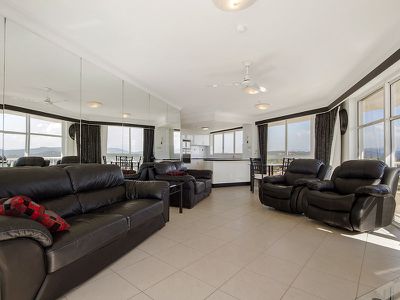 13TH / 2 NINETEENTH AVENUE, Palm Beach