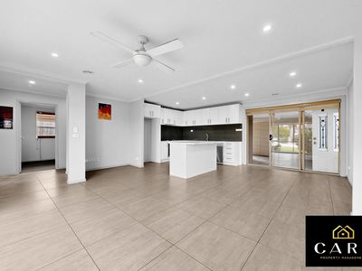 53 Springfield Crescent, Hampton Park