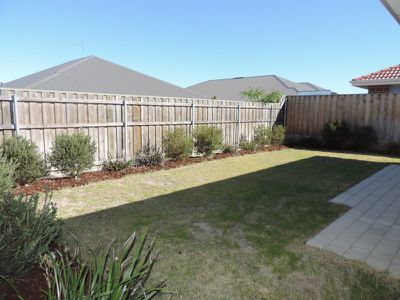 16 Midgegooroo Street, Ellenbrook