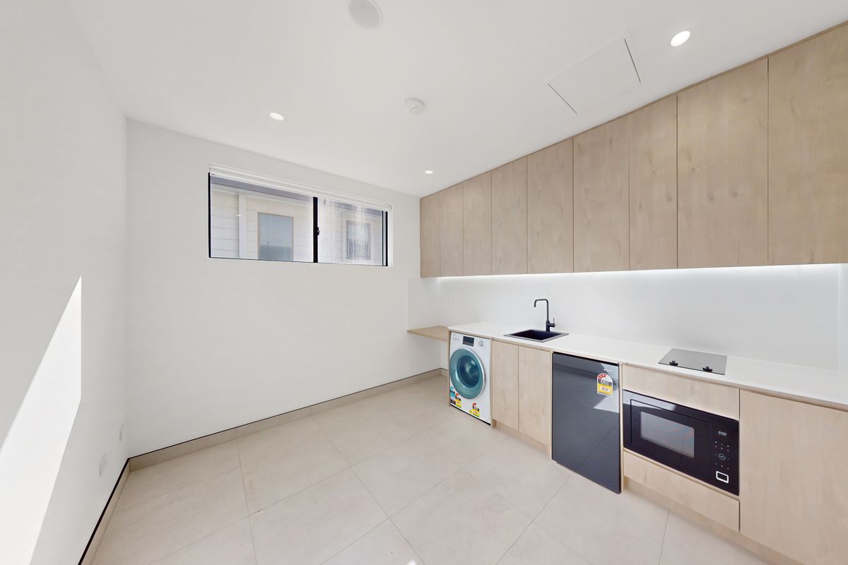 9 / 27 Allison Road, Guildford