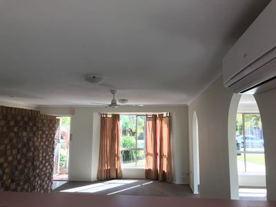 5 Kentia Court, Kawungan