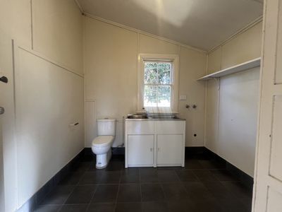 11 Allison Street, Dubbo