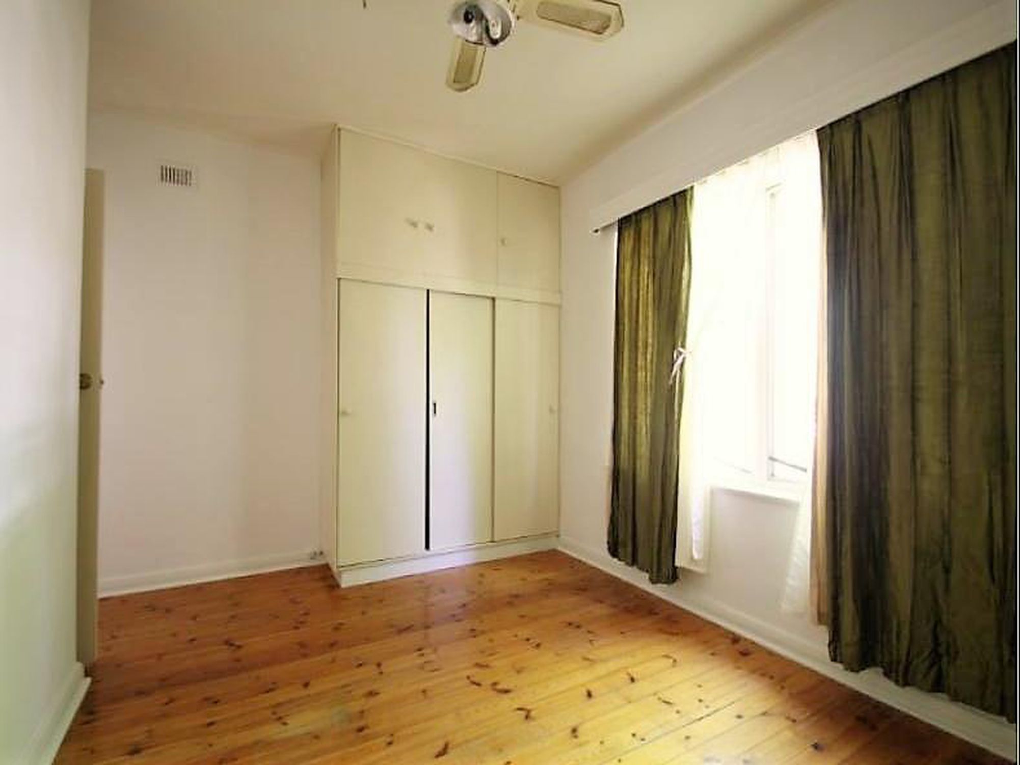 11 Neville Avenue, Clarence Gardens