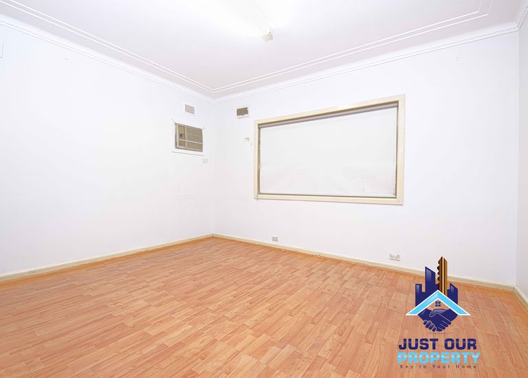 32 Clarence Street, Condell Park