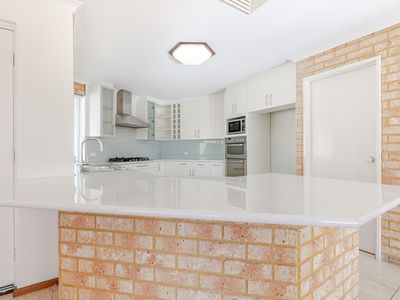 14 KEEL COVE, Waikiki