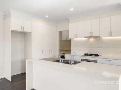14 COCKATIEL STREET, Narre Warren